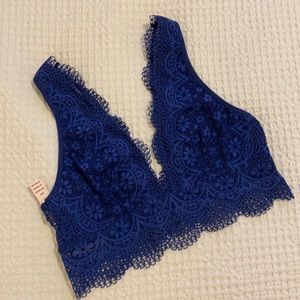 NWT VS bralette